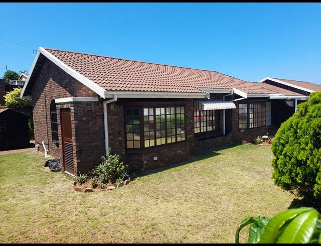 3 BEDROOM SIMPLEX SOLD IN BLUFF